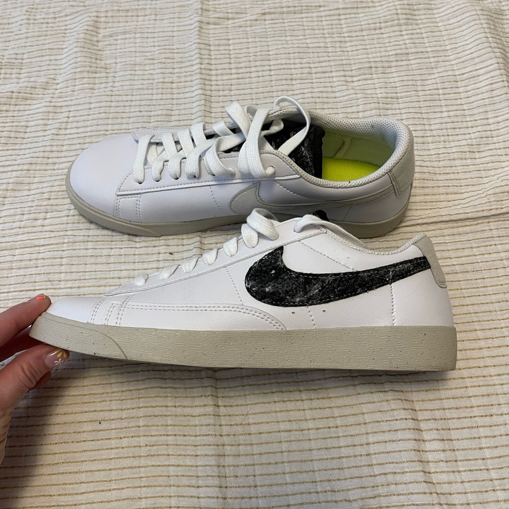 Womens Nike Blazer Low